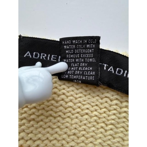 Adrienne Vittadini Cottagecore Sweater Yellow Sz S Floral Embroidered Knit VNeck - Picture 9 of 9